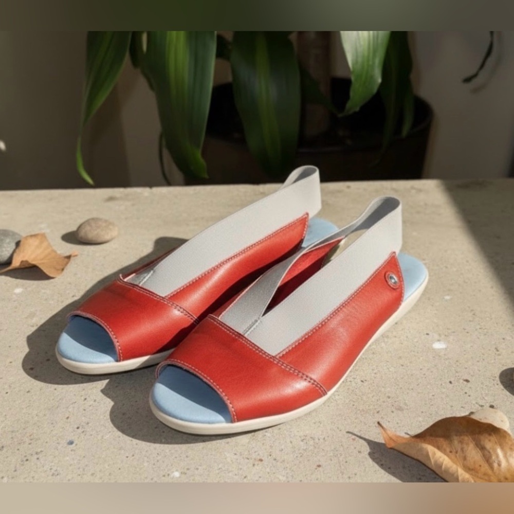 CLOUD Footwear Caliber Red Leather Slingback Peep Toe Flats Sandals EU 38 US 7.5